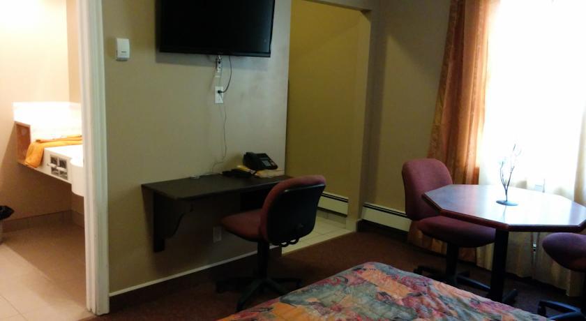Bonnyville Hotel 部屋 写真